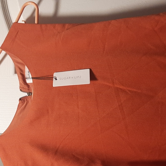 Dress - Picture 3 of 4